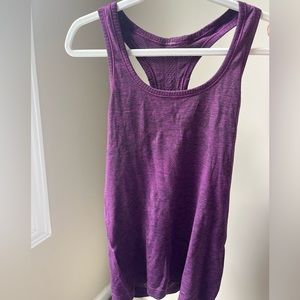 Lululemon tank size 4 💜